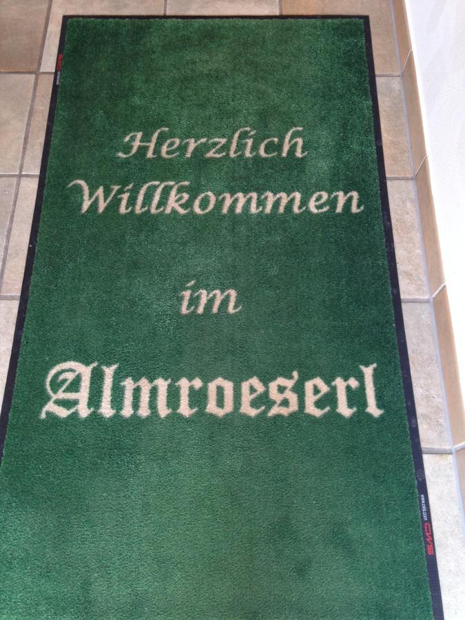 Almroeserl Mittenwald Eksteriør bilde
